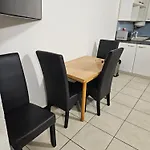 Au Bord De La 2