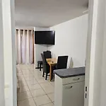 Au Bord De La 2 شقة