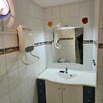 شقة Au Bord De La 2 *