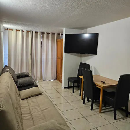 Appartement Au Bord De La 2