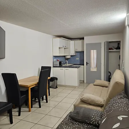 Au Bord De La 2 Apartment *