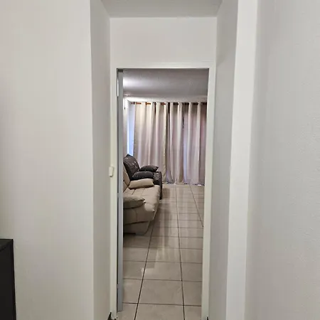 Apartment Au Bord De La 2 *